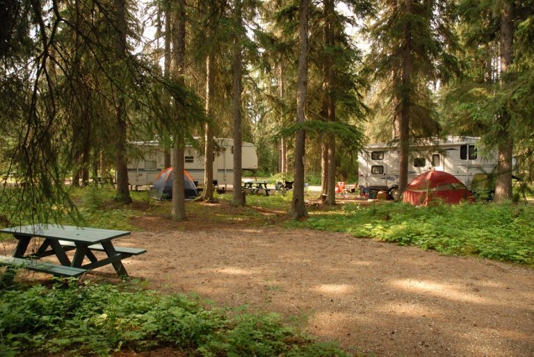 Yellowhead RV Park & Campground